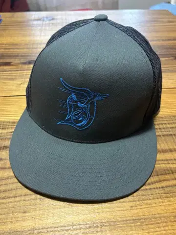 DOWNSHIFTERS 메쉬 캡 차콜 다운시프터즈