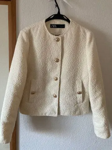 ZARA 아이보리 노카라 자켓 S 사이즈