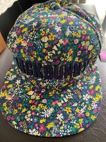 잭 버니 꽃무늬 캡