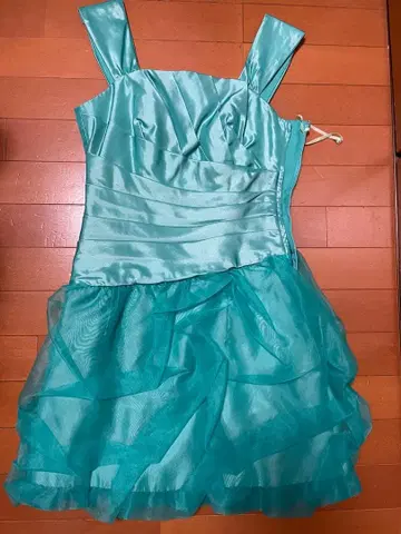 터콰이즈 새틴 튤 드레스