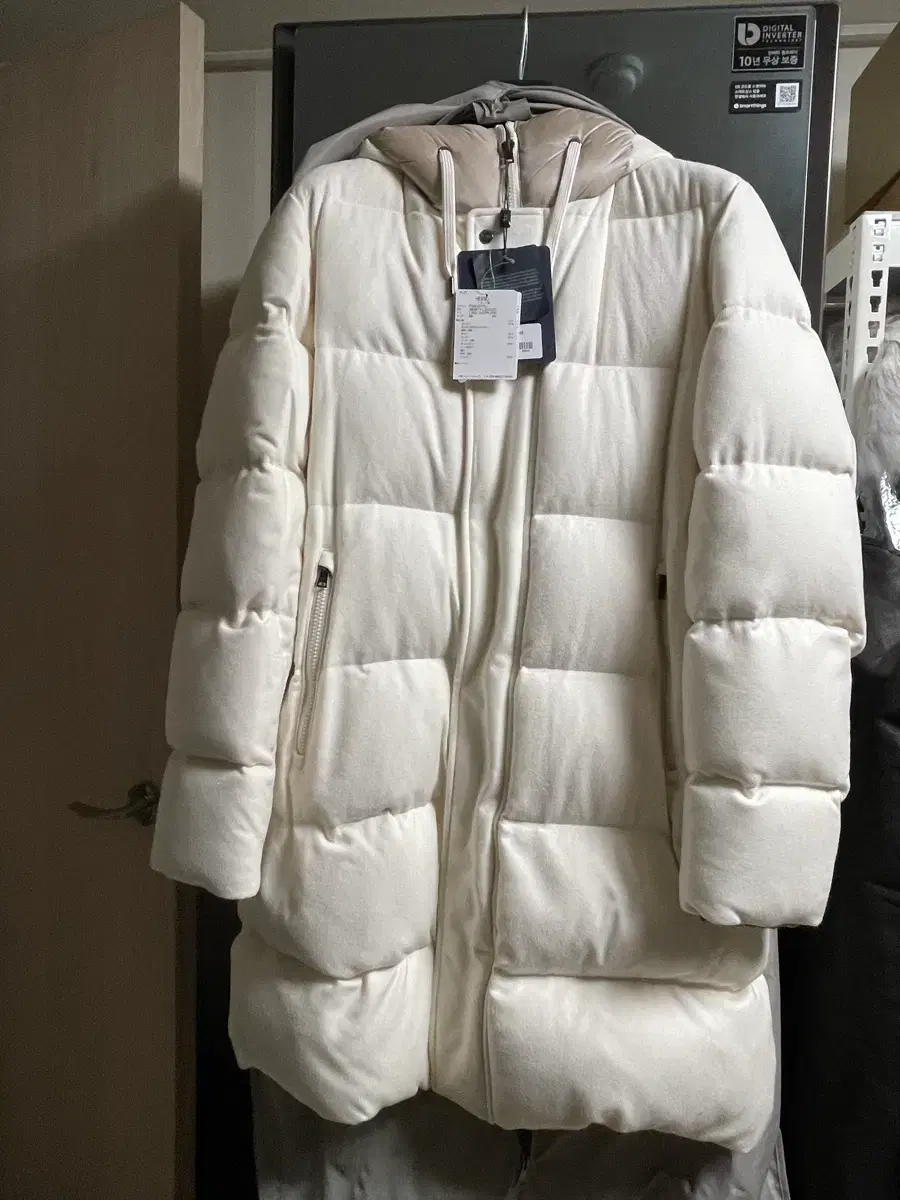 New clothes from Herno, Theory, System Homme, CK, etc. at low prices