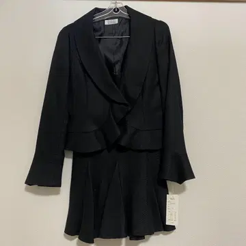 [ 새상품 택 포함 ] 프티 푸들 여성 수트