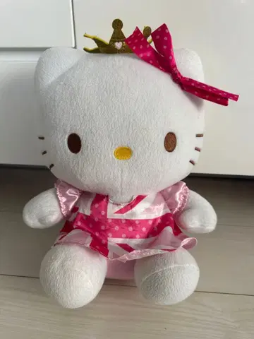 2012년 산리오 복권 헬로키티 봉제 인형 왕관 포함 약 30cm