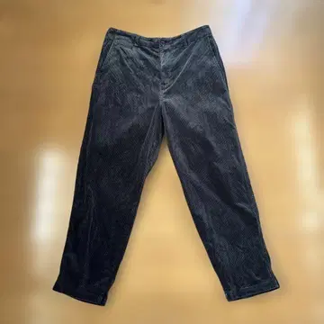 TOMORROWLAND 블랙 코듀로이 팬츠