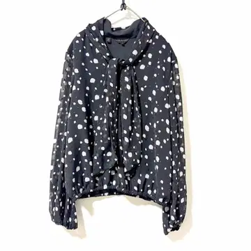 TED BAKER 도트 보타이 블라우스