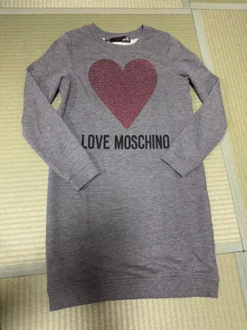 LOVE MOSCHINO 그레이 하트 프린트 맨투맨 드레스 38