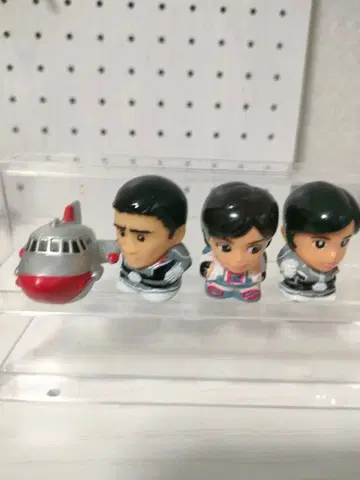 울트라맨 손가락 인형 소프트 비닐 레트로 4체 세트