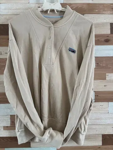 patagonia 베이지 트레이닝복