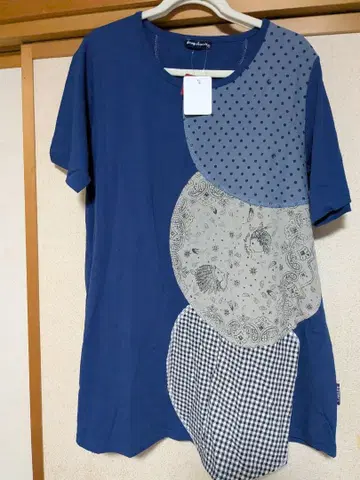 드럭 스토어즈 패치워크 디자인 반팔 튜닉