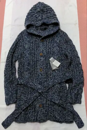 ARTISAN 후드 부착 니트 스웨터 네이비 계열 미사용 새상품