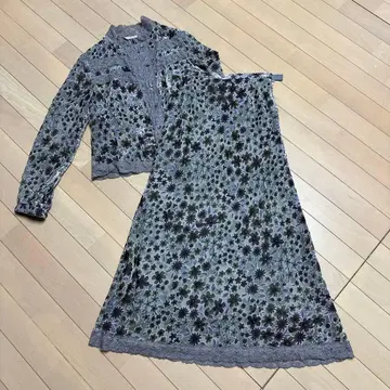 꽃무늬 쉬폰 스커트 셋업 L 사이즈