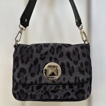케이트 스페이드 레오파드 무늬 숄더백