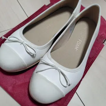 PUMA 용기 플랫 리본 *03WARM WHITE