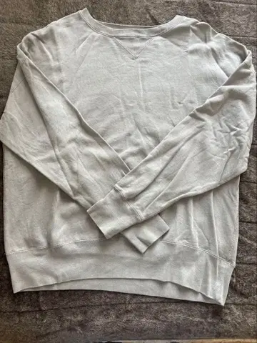 HOLIDAYS COMFORT 빈티지 가공 로고 맨투맨