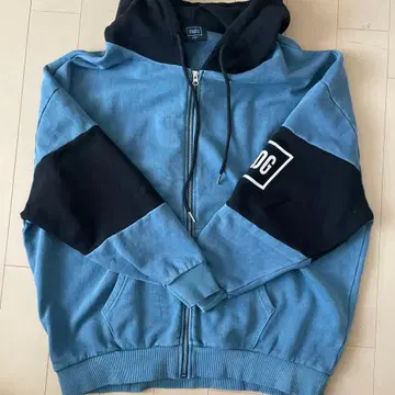 BMSG 투톤 지퍼 후드티