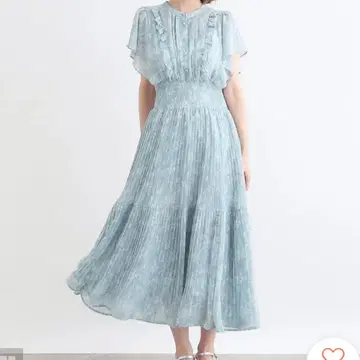 적당한 달콤함으로 세련되게 연출할 수 있는 조젯 프린트 원피스