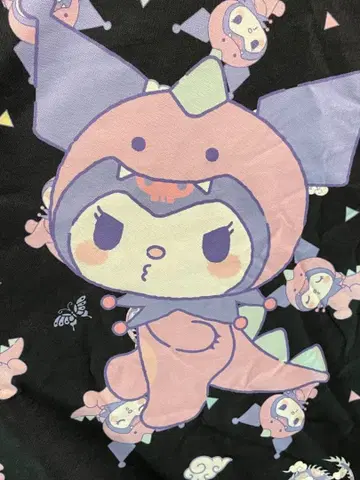 쿠로미 [ 공룡 디자인 긴팔 튜닉 ]