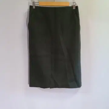 어도어 타이트 스커트 무릎 아래 짙은 녹색 그린 가을/겨울 40