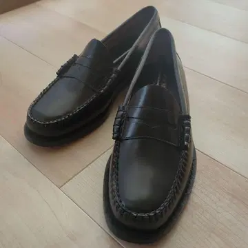 G.H.BASS 치 LARSON  [ UK8 ]