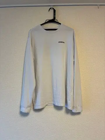patagonia 긴팔 T셔츠 L 사이즈 화이트
