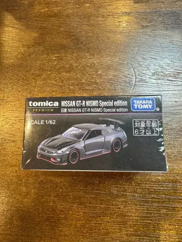 토미카 NISSAN GT-R NISMO 스페셜 에디션
