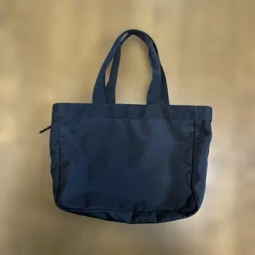 무인양품 바닥이 넓어지는 블랙 나일론 토트백