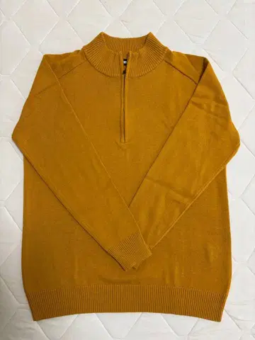 TANGRAM 하프 지퍼 니트