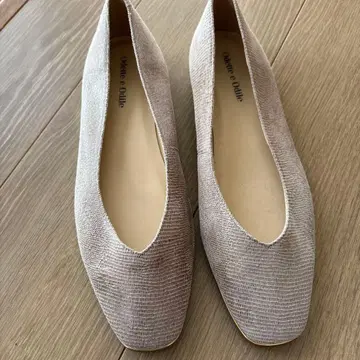 Odette e Odile 베이지 플랫슈즈