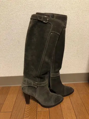 다이애나 스웨이드 롱 부츠