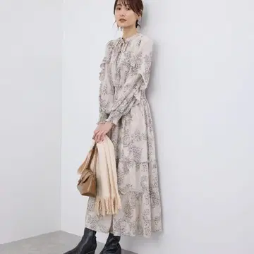 로페피크닉 롱 티어드 원피스 미사용 새상품