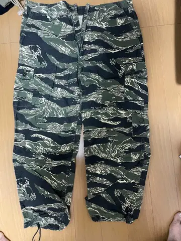 CORONA 카모플라쥬 카고 팬츠 M tiger camo