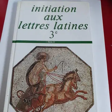 initiation aux lettres latines 3e & 4e