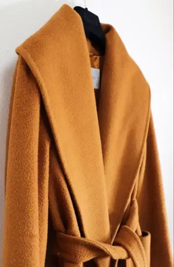 카멜색 롱 코트 벨트 포함