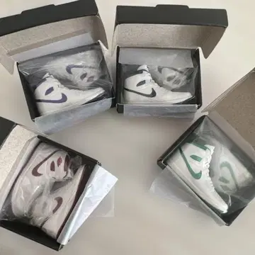 스니커즈 4족 세트 네이비/퍼플/그린/레드