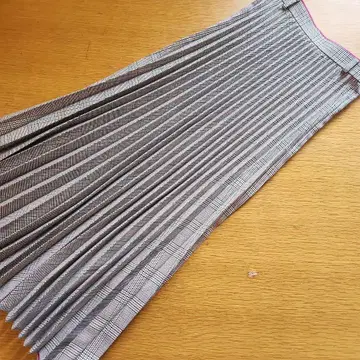 SHIPS 쉽스 클래시컬 체크 플리츠 스커트