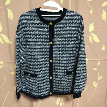 니트 가디건 블랙 화이트