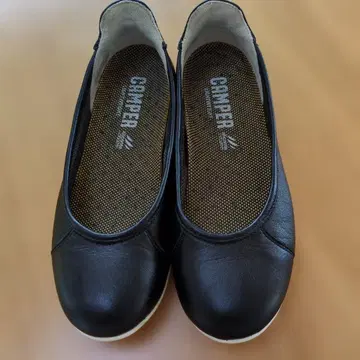 [CAMPER] 블랙 플랫슈즈 36 사이즈 캠퍼