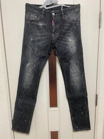 DSQUARED2 데미지 가공 스키니 데님