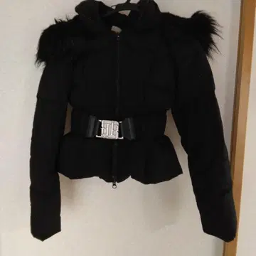 GYDA 퍼 달린 숏 다운 자켓 벨트 포함