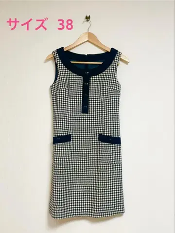 새상품급 [ 사이즈 38 ] 슬리브리스 미니 원피스 하운드 투스