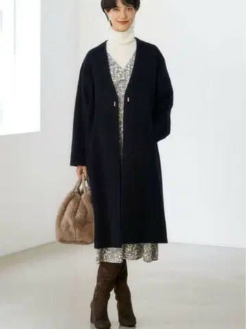 그린 라벨 릴랙싱 노카라 코트