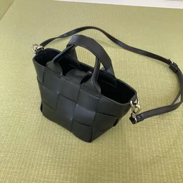 뜨개질 디자인 블랙 미니 숄더백