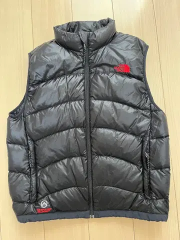 더 노스페이스 블랙 다운 베스트