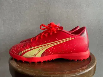 푸마 울트라 플레이 TT 축구화