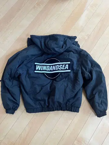 WINDANDSEA M 사이즈 레어 컨디션 최상