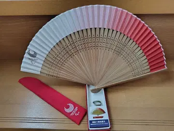 패럴림픽 2020 로고 부착 부채