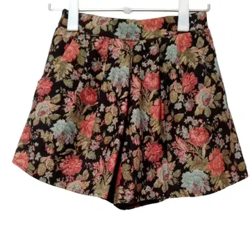 UNRELISH [ M 38 ] 숏팬츠 올 패턴 꽃무늬 여성용 USED