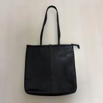 icb 블랙 가죽 토트백