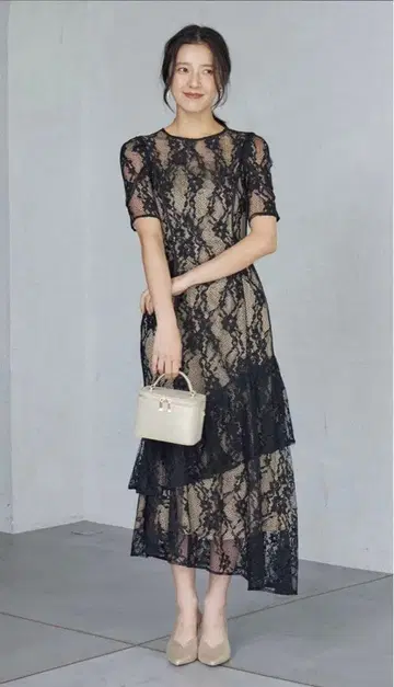 택 포함 미사용 LADY 레이스 티어드 원피스 러그 문 S 블랙