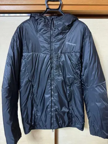 파타고니아 더스 후드티 블랙 레어